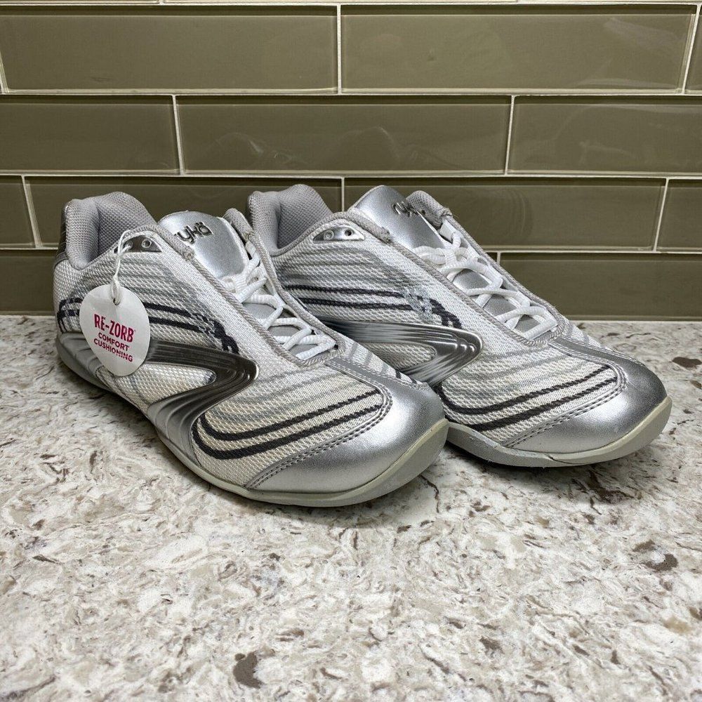 NWT Ryka Studio D XT Training Shoes 7.5 but run very small ( size 6)